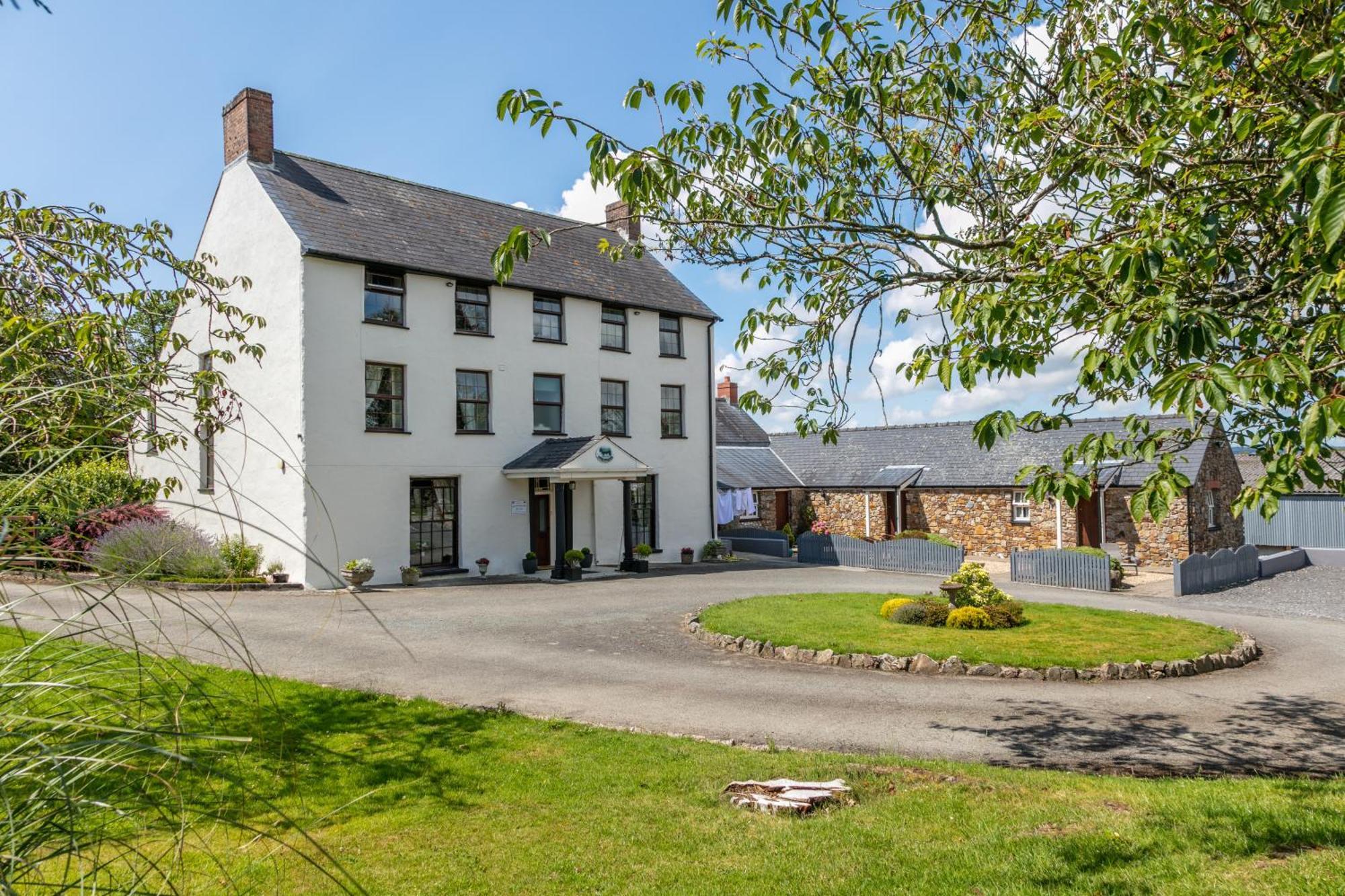 East Hook Farmhouse Haverfordwest Zewnętrze zdjęcie